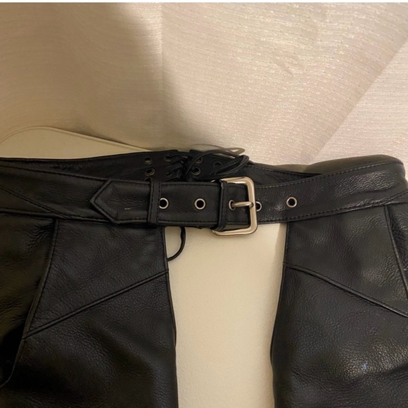 Harley Davidson black woman’s leather chaps - Picture 7 of 10